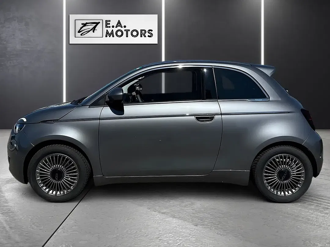 Fiat 500e - Thumbnail 8