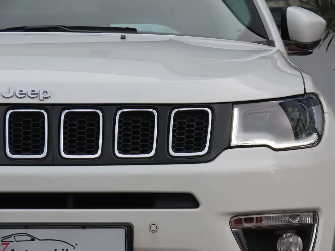 Jeep Compass - Thumbnail 4
