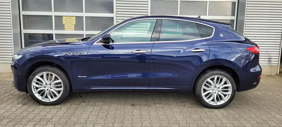 Maserati Levante - Thumbnail 2