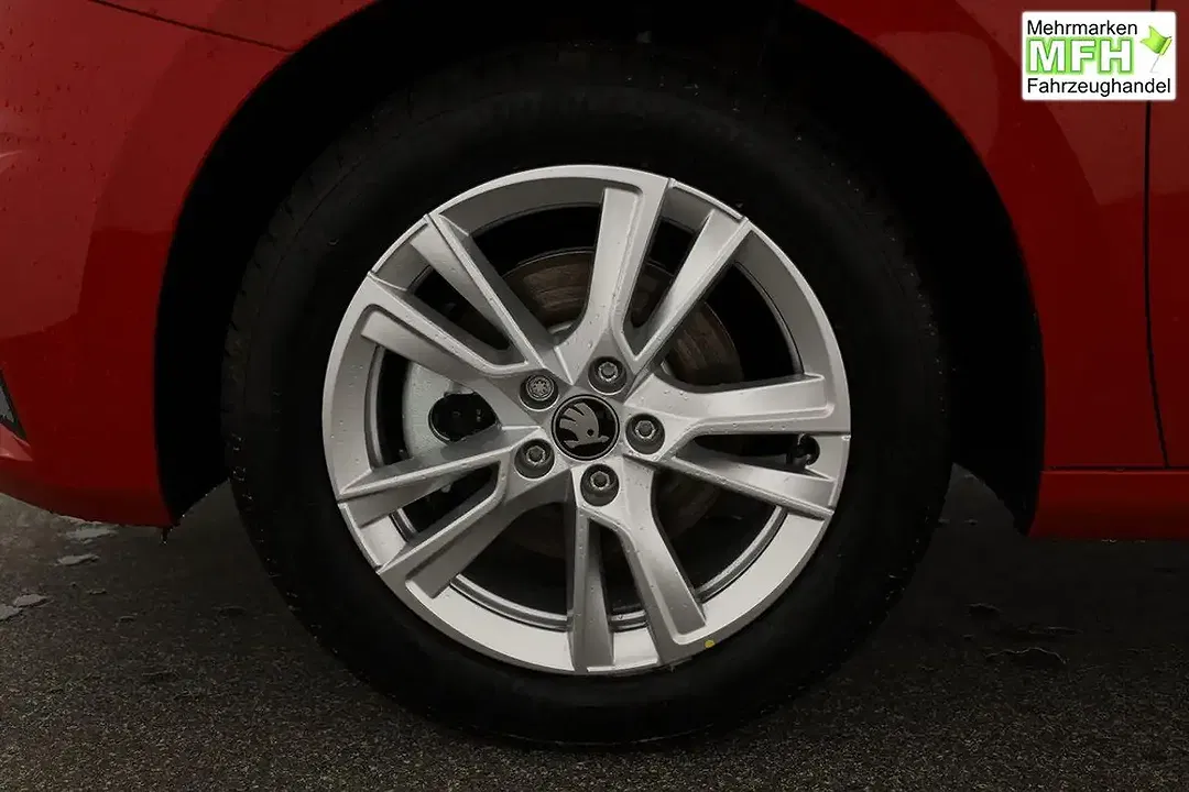 Skoda Fabia - Thumbnail 13