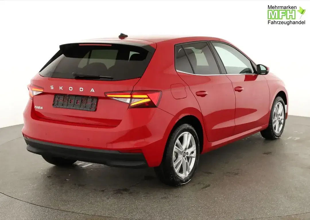 Skoda Fabia - Thumbnail 2