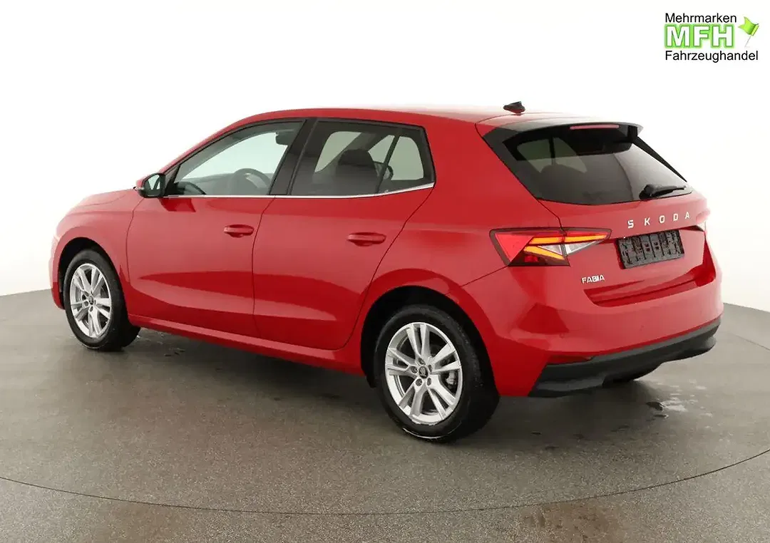 Skoda Fabia - Thumbnail 3