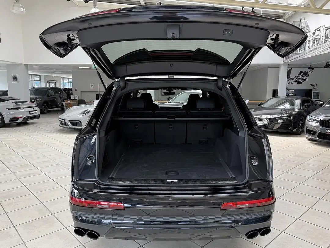 Audi SQ7 - Thumbnail 4