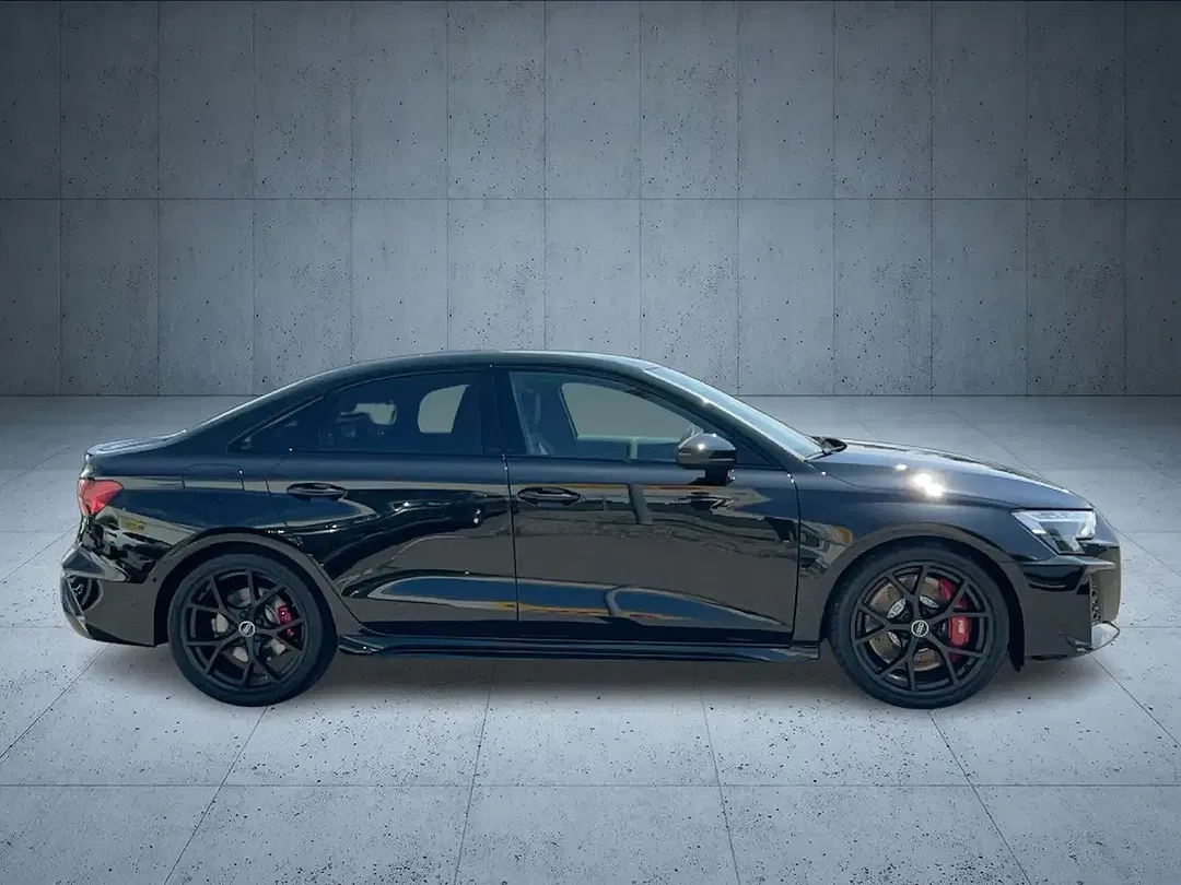 Audi RS3 - Thumbnail 7