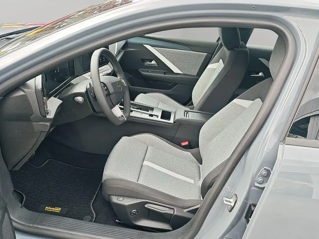 Opel Astra - Thumbnail 9