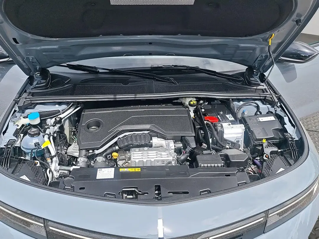 Opel Astra - Thumbnail 20