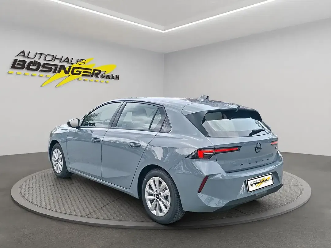 Opel Astra - Thumbnail 4