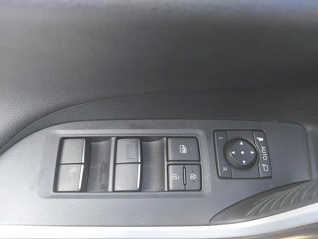 Suzuki Across - Thumbnail 13