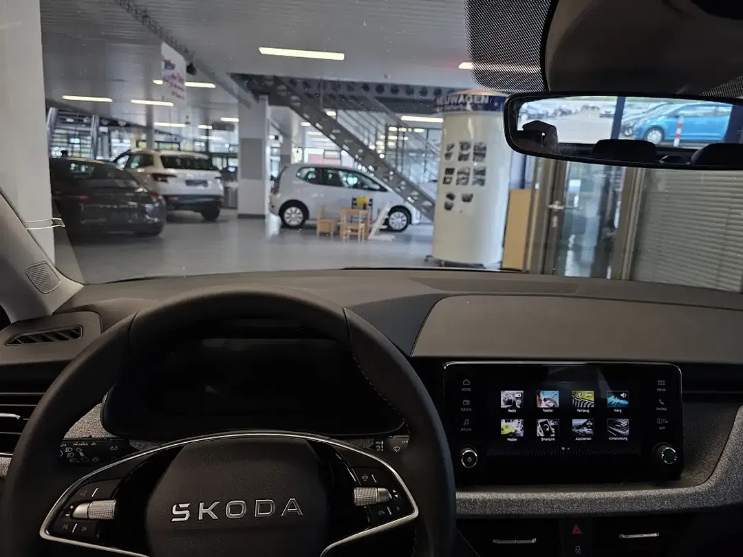 Skoda Scala - Thumbnail 11