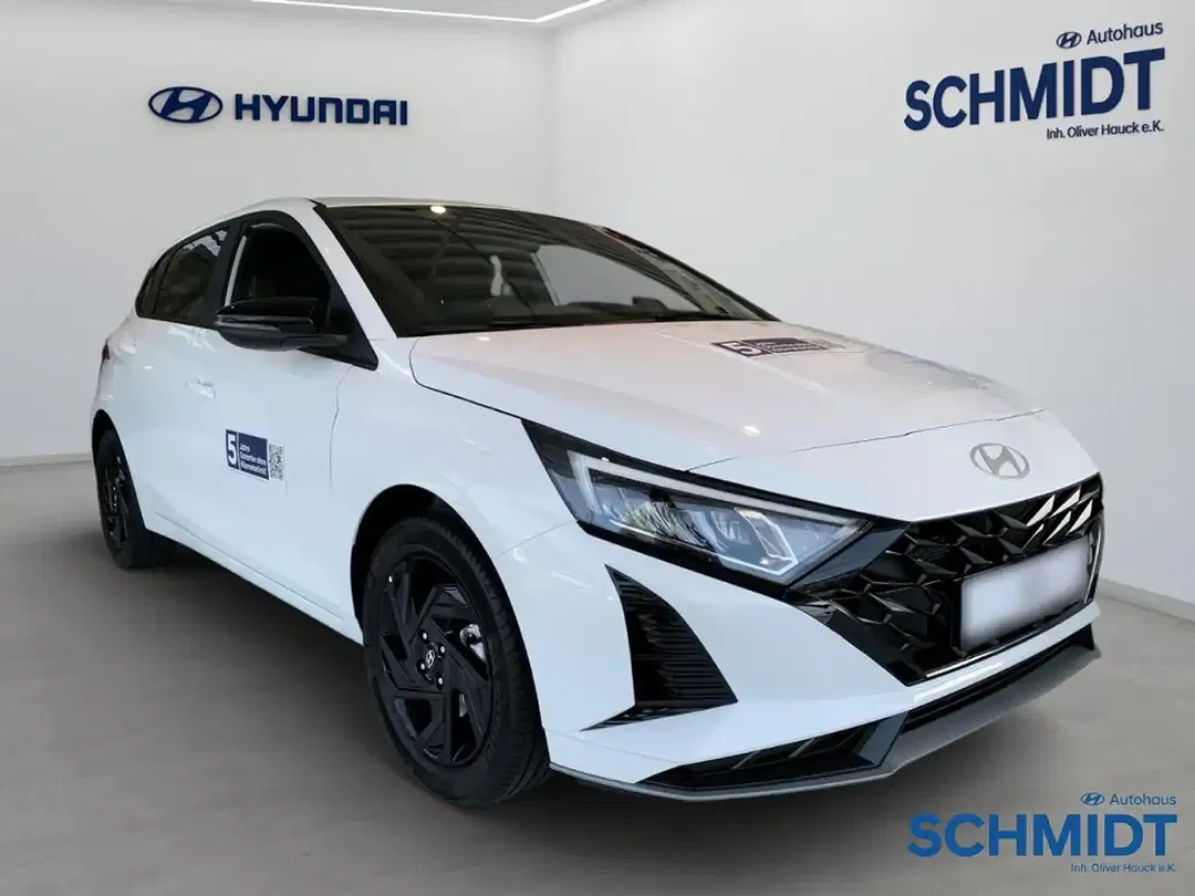 Hyundai i20 - Thumbnail 2