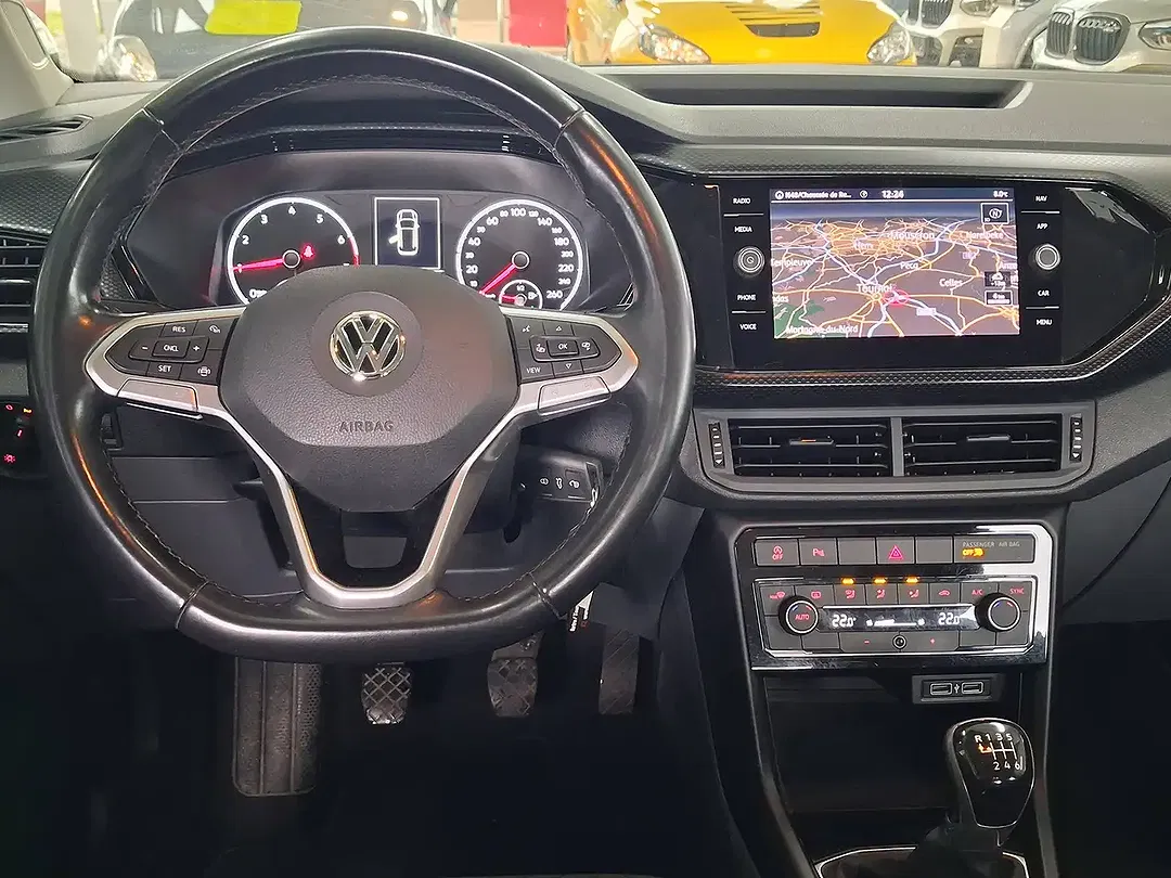 Volkswagen T-Cross - Thumbnail 8