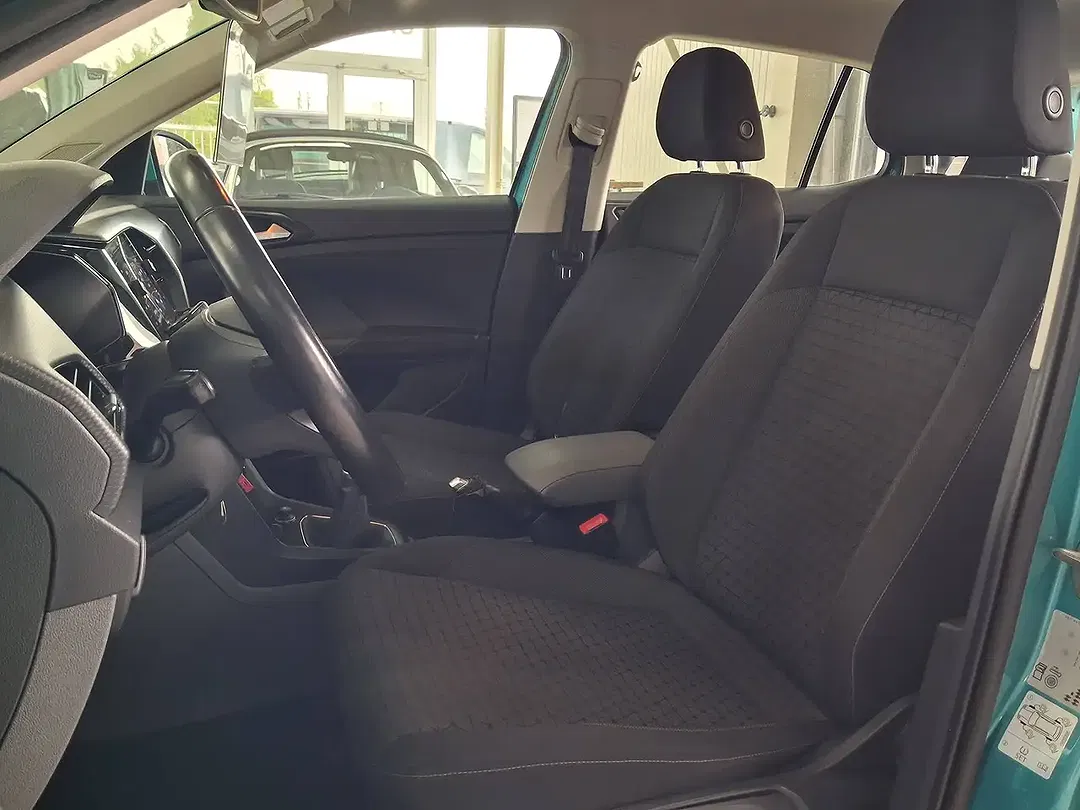 Volkswagen T-Cross - Thumbnail 9