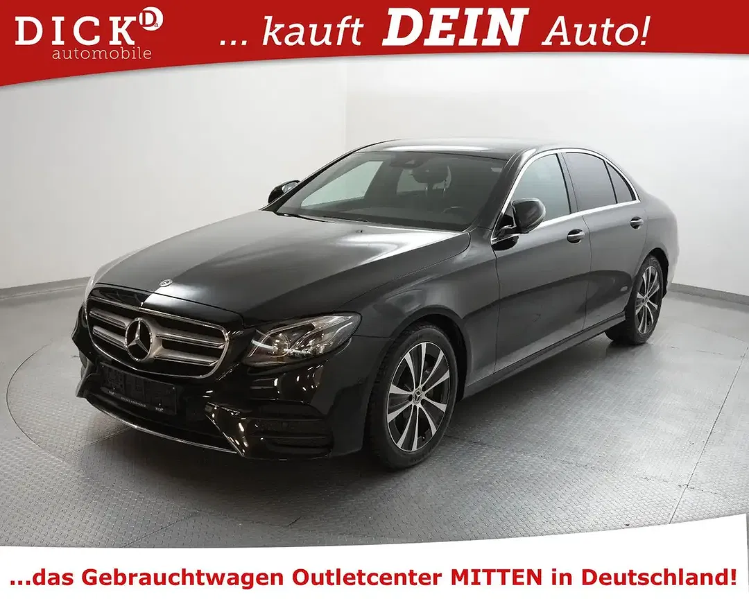 Mercedes-Benz E 200 - Thumbnail 4