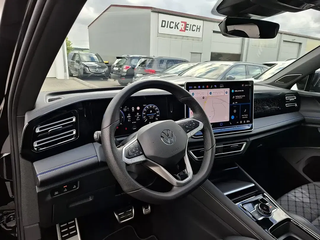 Volkswagen Tiguan - Thumbnail 11