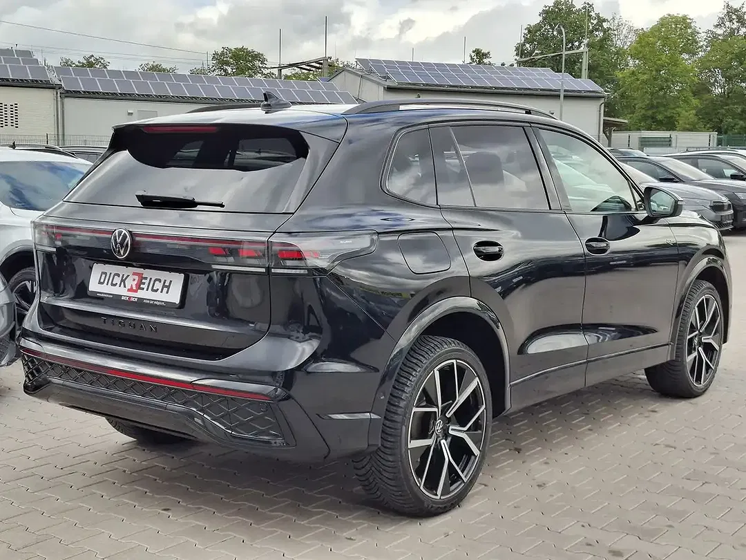 Volkswagen Tiguan - Thumbnail 3