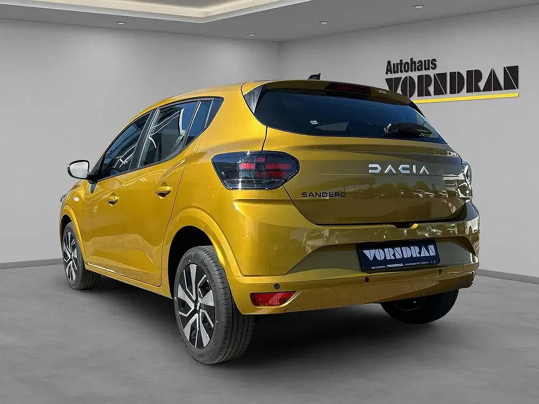 Dacia Sandero - Thumbnail 4