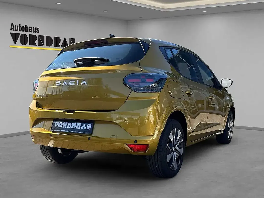 Dacia Sandero - Thumbnail 6