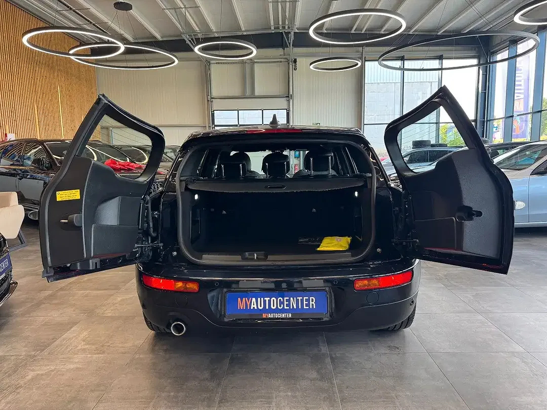 MINI Cooper Clubman - Thumbnail 6