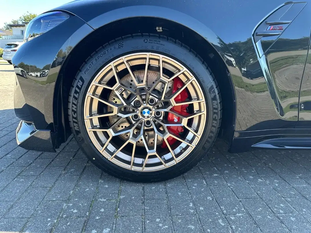 BMW M3 - Thumbnail 10