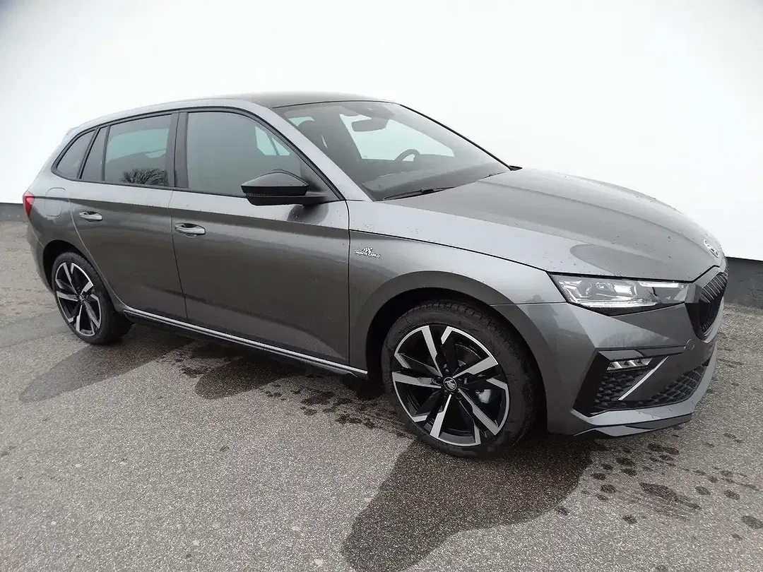 Skoda Scala - Thumbnail 2