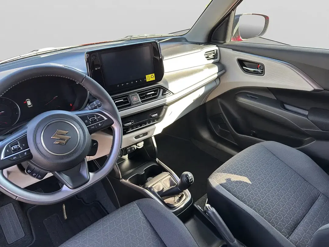 Suzuki Swift - Thumbnail 10