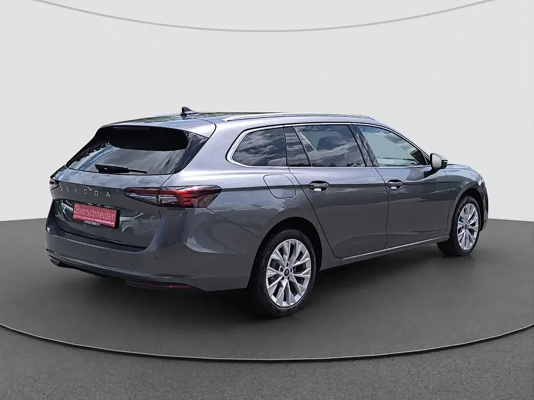 Skoda Superb - Thumbnail 10