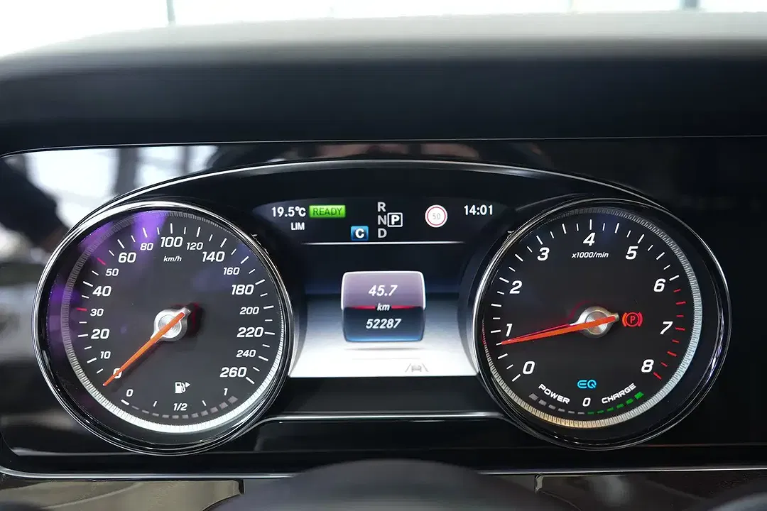 Mercedes-Benz CLS 350 - Thumbnail 14