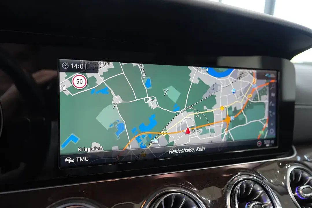 Mercedes-Benz CLS 350 - Thumbnail 15