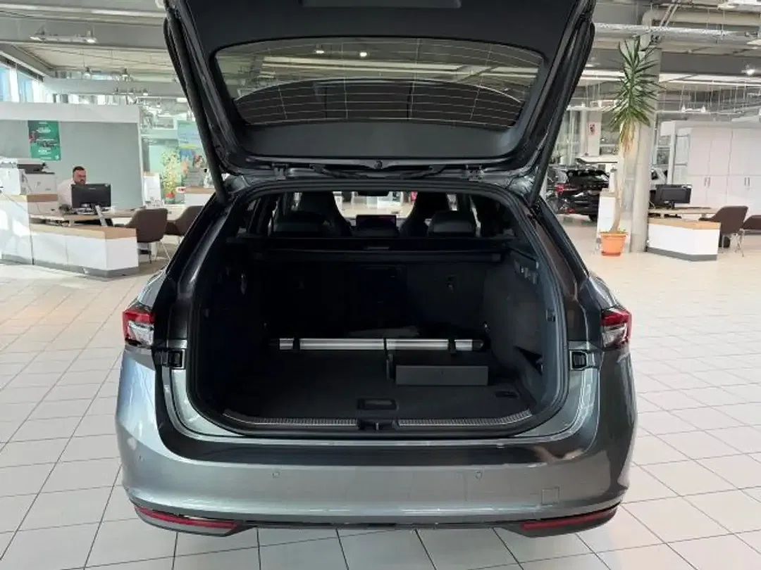 Skoda Superb - Thumbnail 10
