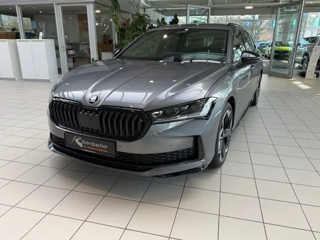 Skoda Superb - Thumbnail 2