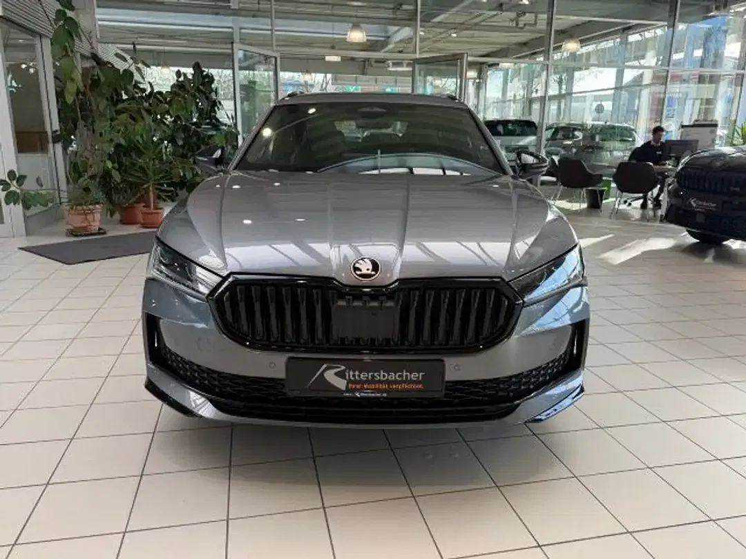 Skoda Superb - Thumbnail 3