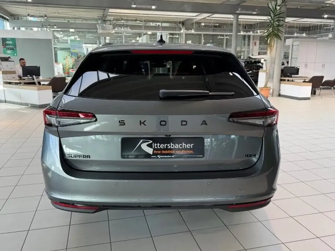 Skoda Superb - Thumbnail 5