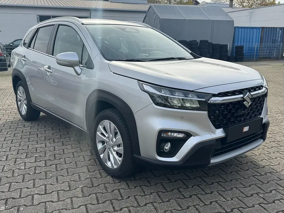 Suzuki S-Cross - Thumbnail 4