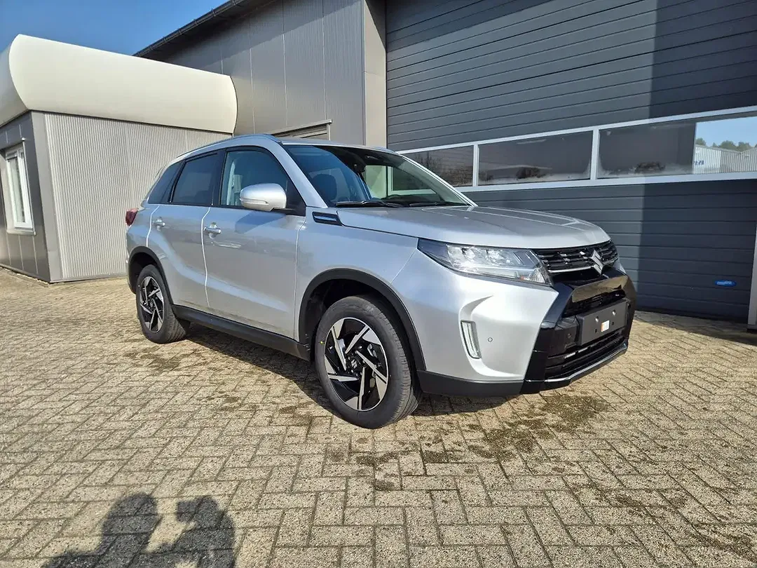 Suzuki Vitara - Thumbnail 7