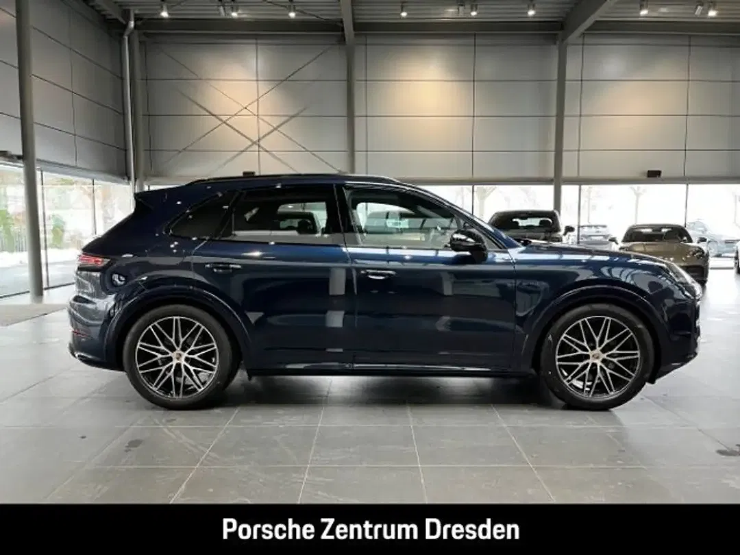 Porsche Cayenne - Thumbnail 7