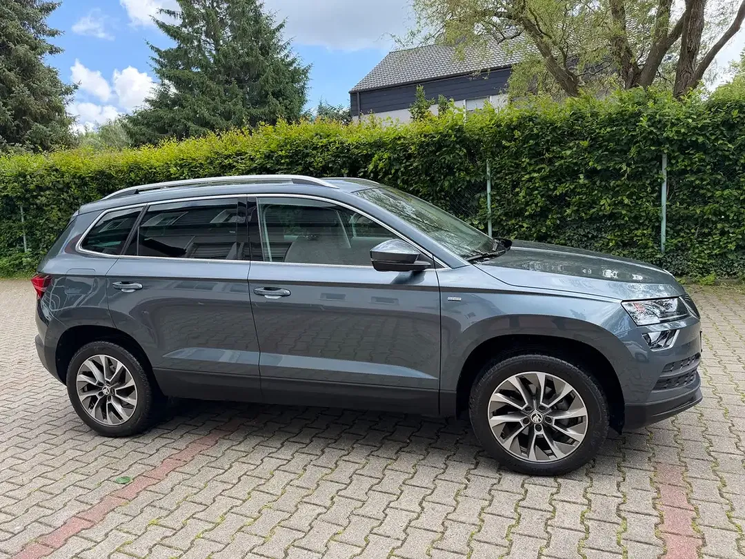 Skoda Karoq - Thumbnail 5