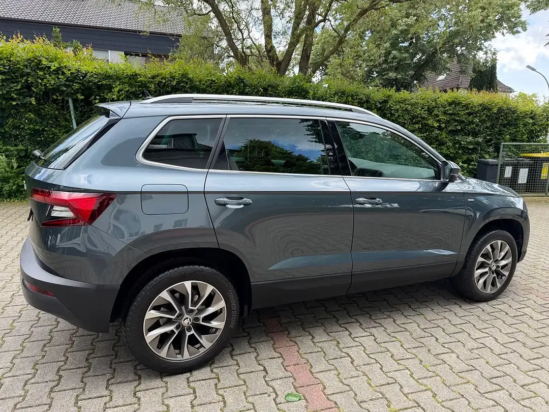 Skoda Karoq - Thumbnail 7