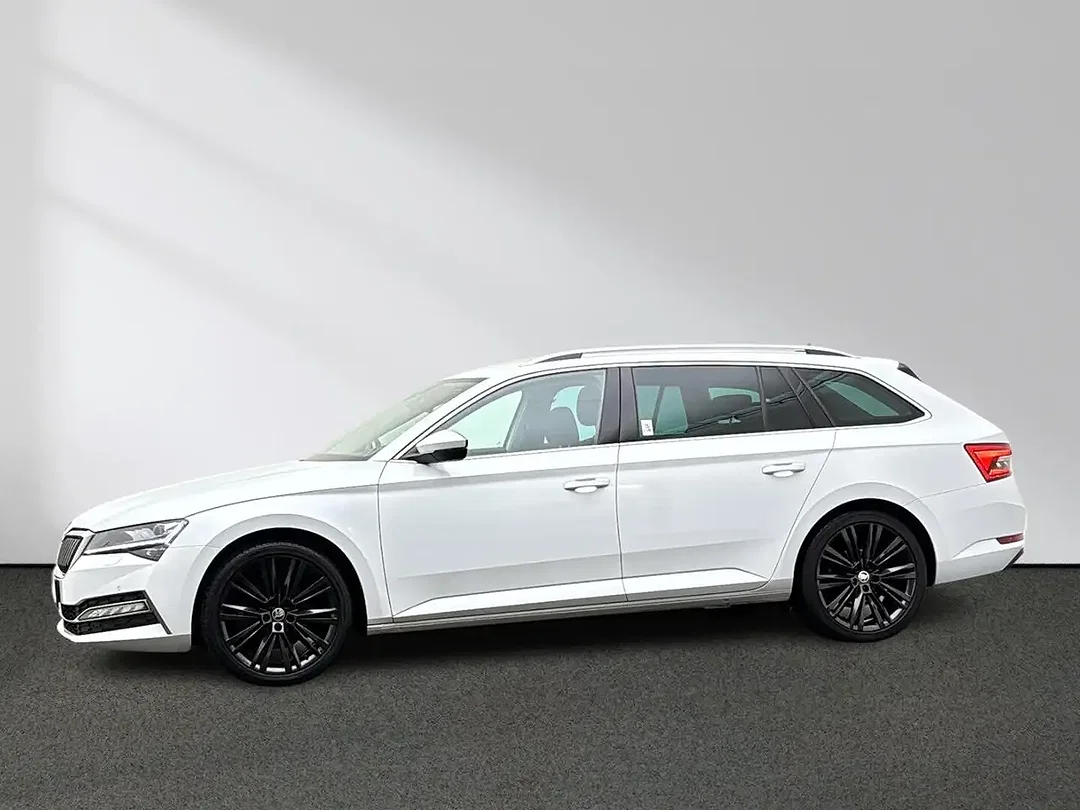 Skoda Superb - Afbeelding 1