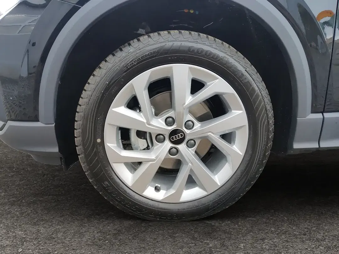 Audi Q2 - Thumbnail 10