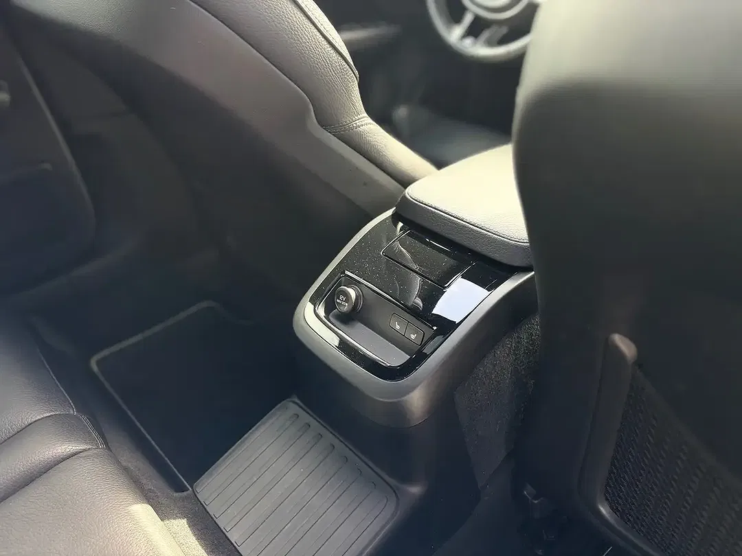 Volvo V60 - Thumbnail 16