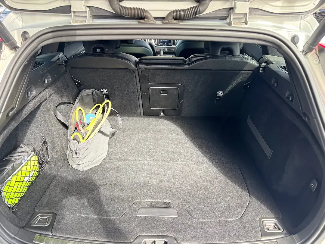 Volvo V60 - Thumbnail 23
