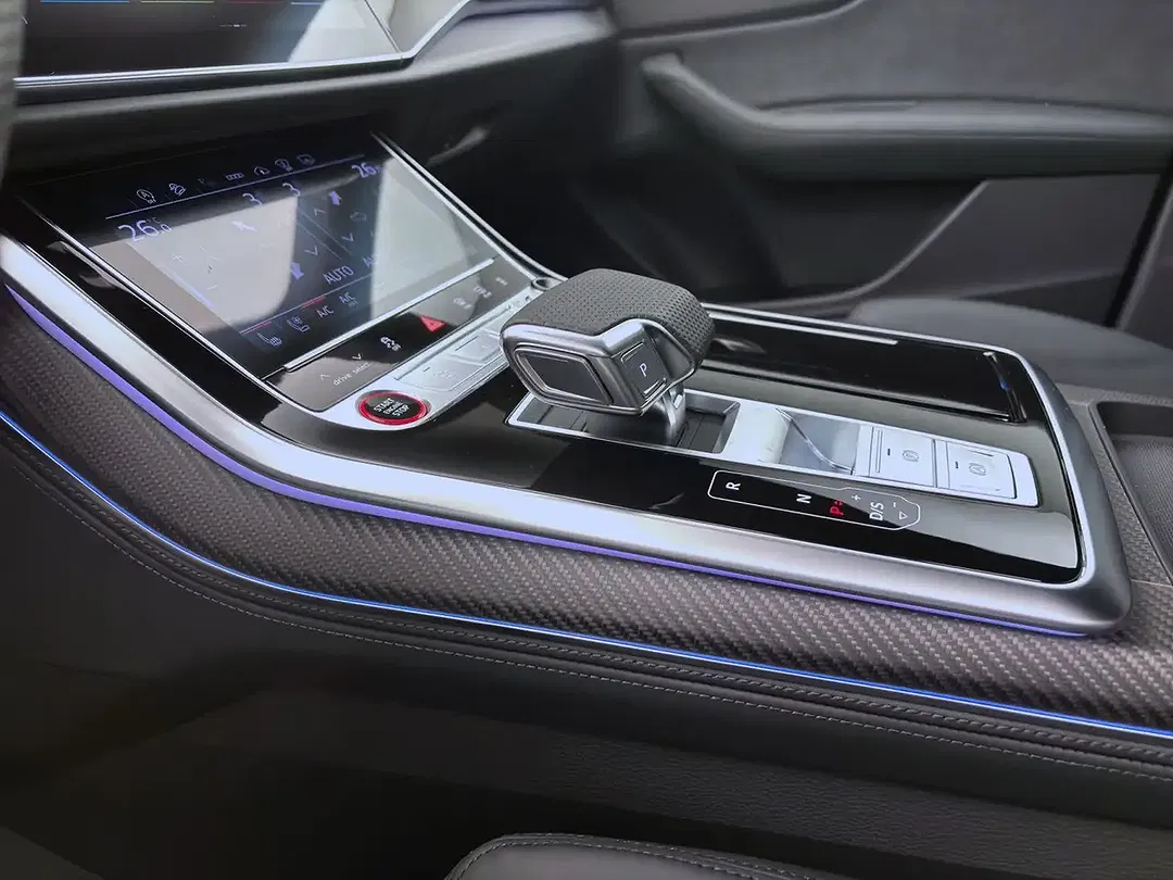 Audi RS Q8 - Thumbnail 15