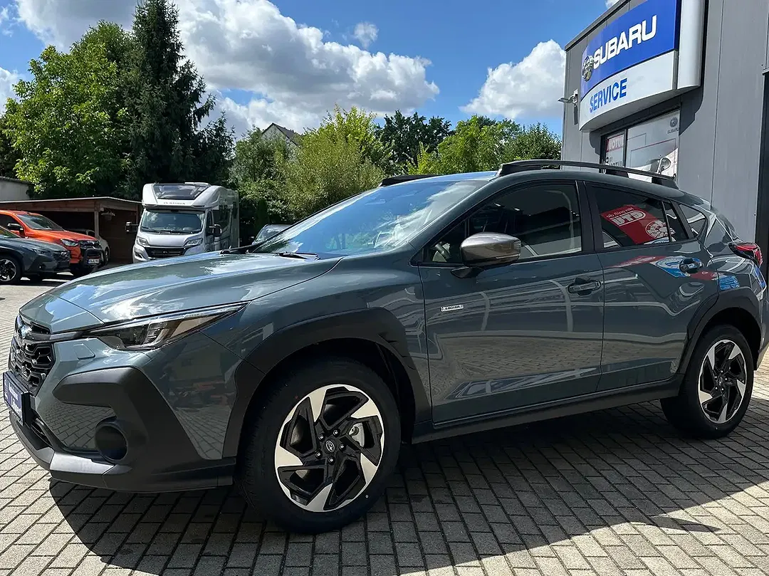 Subaru Crosstrek - Thumbnail 6