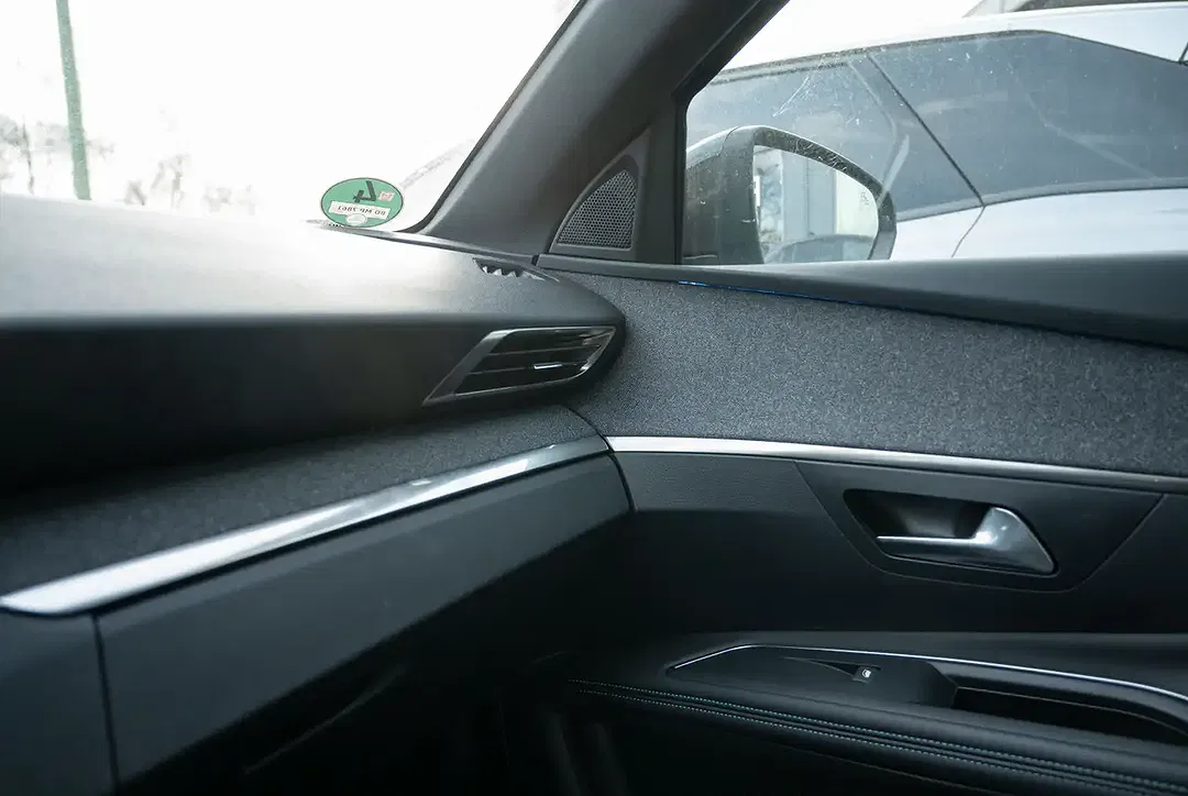 Peugeot 3008 - Thumbnail 10