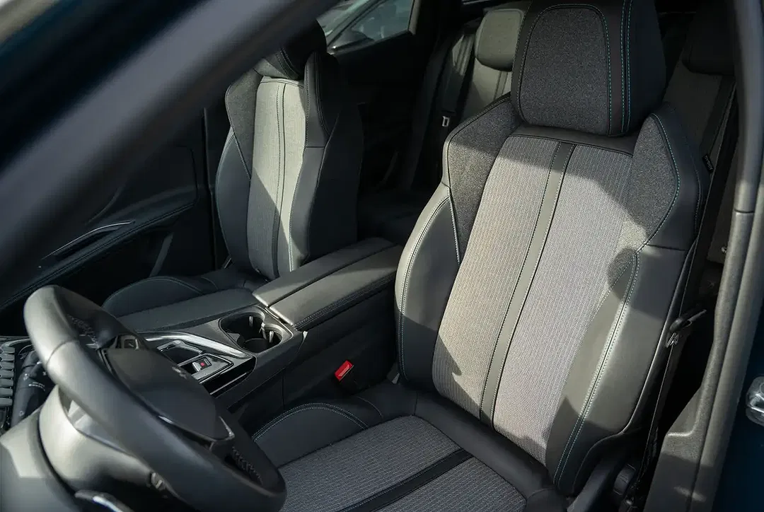 Peugeot 3008 - Thumbnail 5
