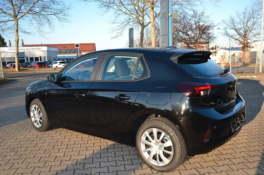 Opel Corsa - Thumbnail 2