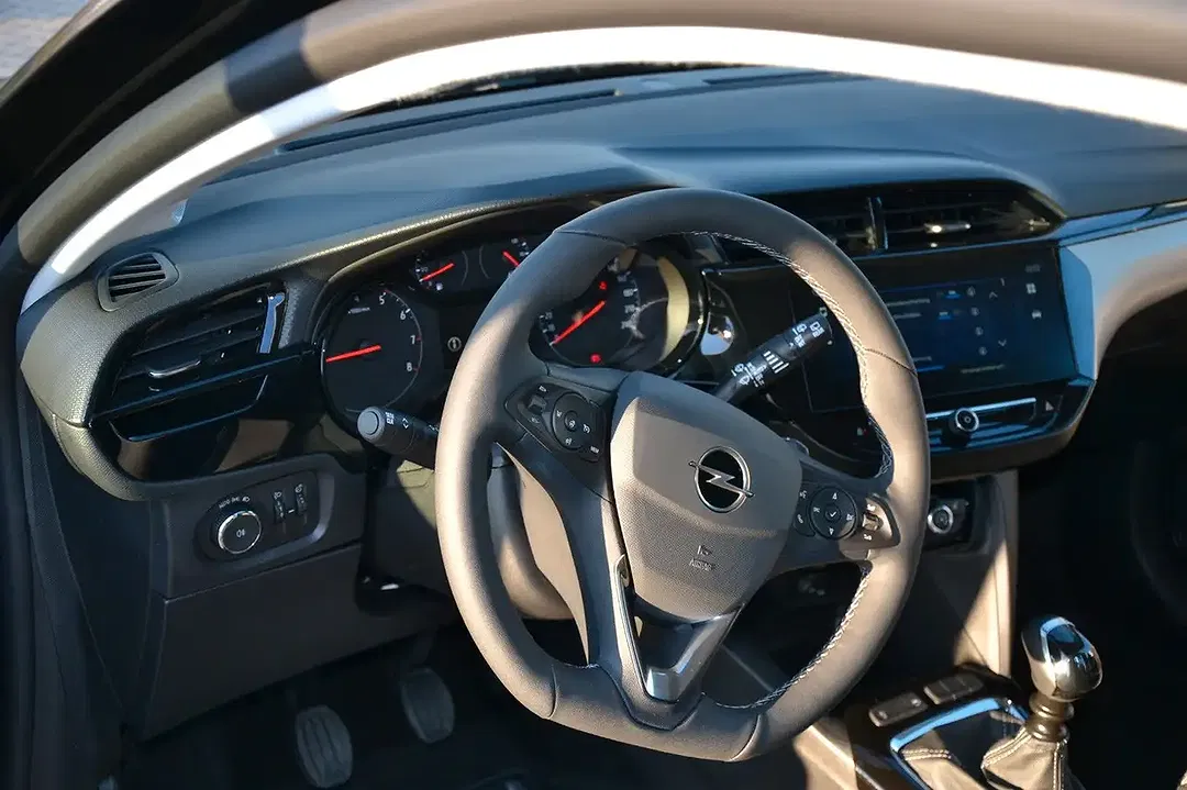 Opel Corsa - Thumbnail 7