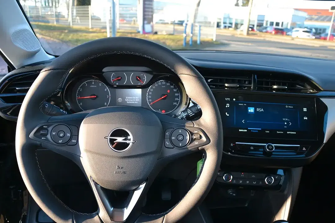 Opel Corsa - Thumbnail 8