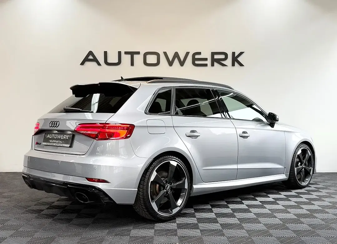 Audi RS3 - Thumbnail 5