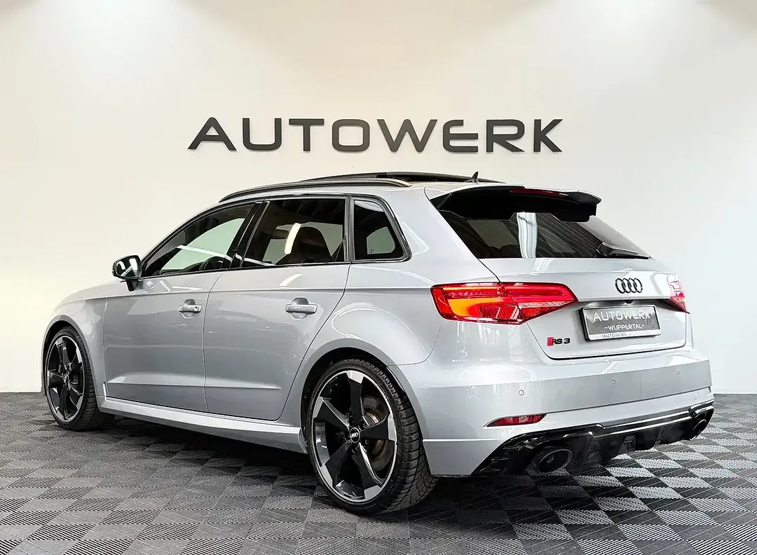 Audi RS3 - Thumbnail 6